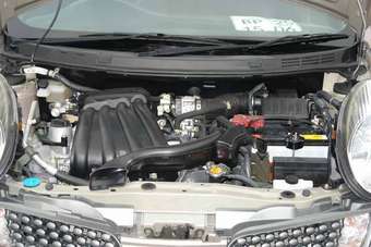 2005 Nissan March Pictures