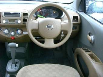 2005 Nissan March Images