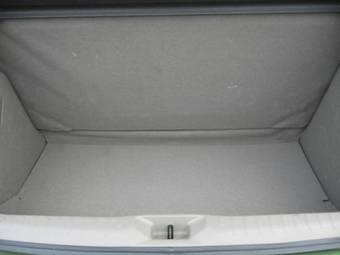 2005 Nissan March Pictures