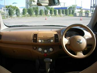 2005 Nissan March Pictures