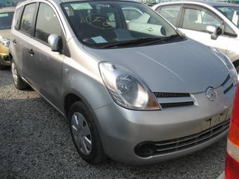 2005 Nissan March Pics