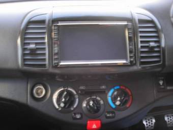 2005 Nissan March Photos