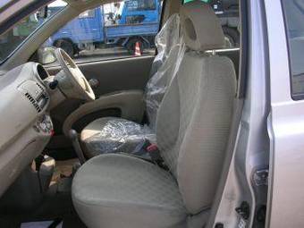 2005 Nissan March Pictures