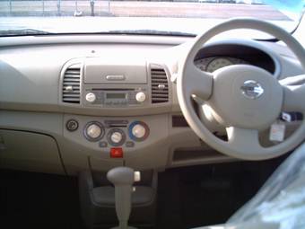 2005 Nissan March Pictures