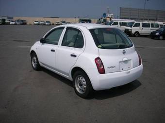 2005 Nissan March Images