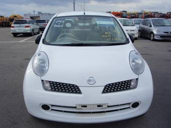 2005 Nissan March Pics