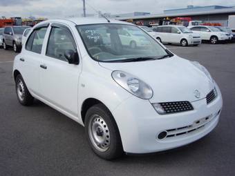 2005 Nissan March Pictures