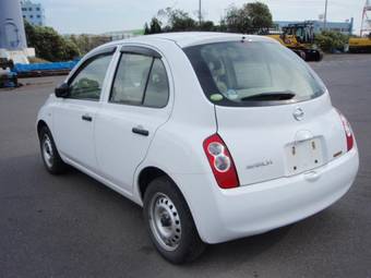 2005 Nissan March Photos