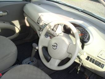 2005 Nissan March Pictures