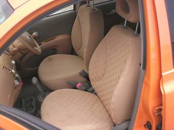 2005 Nissan March Pictures