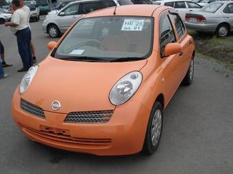 2005 Nissan March Images