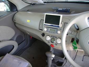 2005 Nissan March Pictures