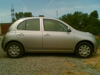 2006 Nissan March Images