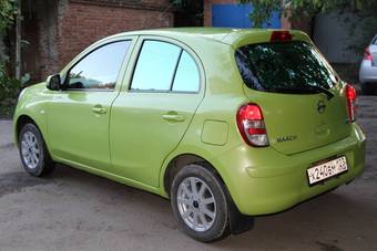 2010 Nissan March Photos