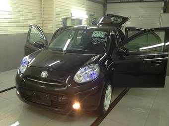 2011 Nissan March Photos