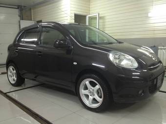 2011 Nissan March Photos