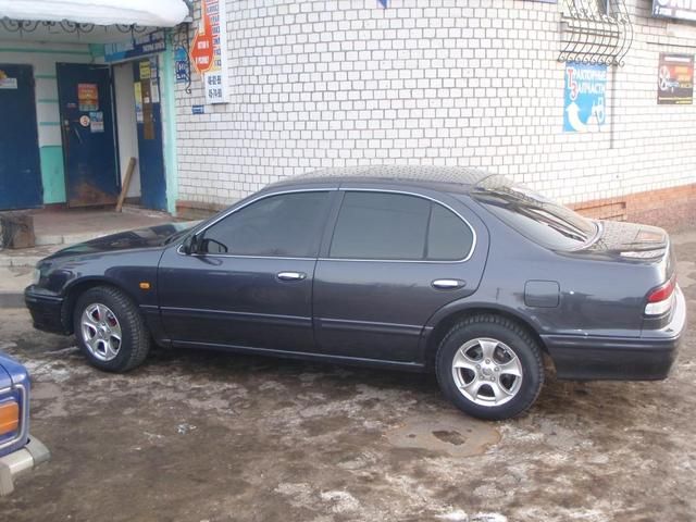 1995 Nissan Maxima