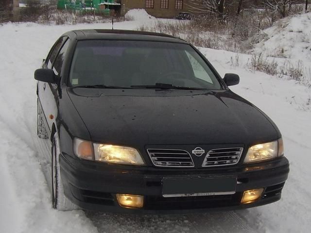 1995 Nissan Maxima