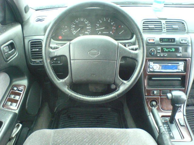 1996 Nissan Maxima