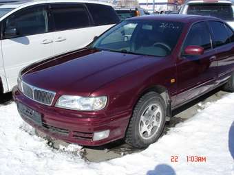 1996 Nissan Maxima Pictures