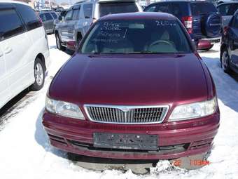 1996 Nissan Maxima Pics