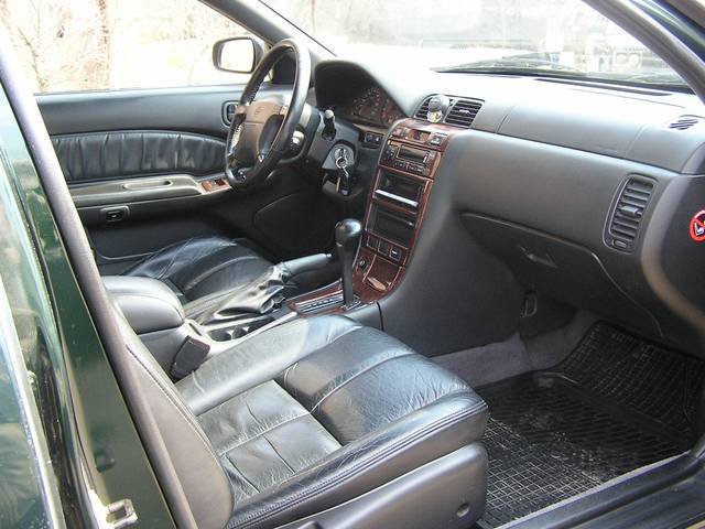 1997 Nissan Maxima