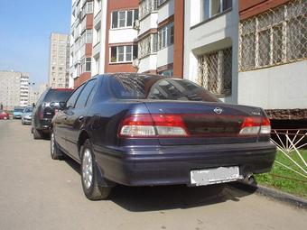 1997 Nissan Maxima Pictures