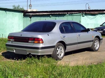 1997 Nissan Maxima Wallpapers