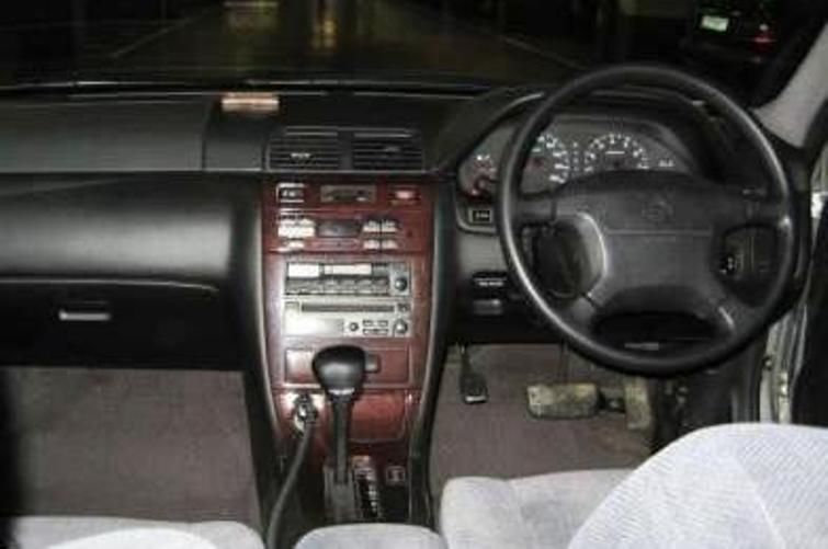 1998 Nissan Maxima