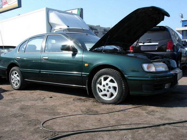 1998 Nissan Maxima