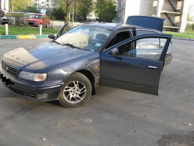 1998 Nissan Maxima