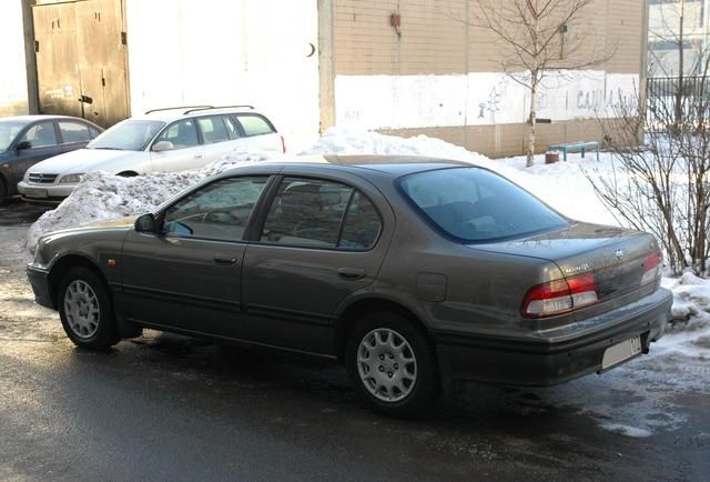 1998 Nissan Maxima