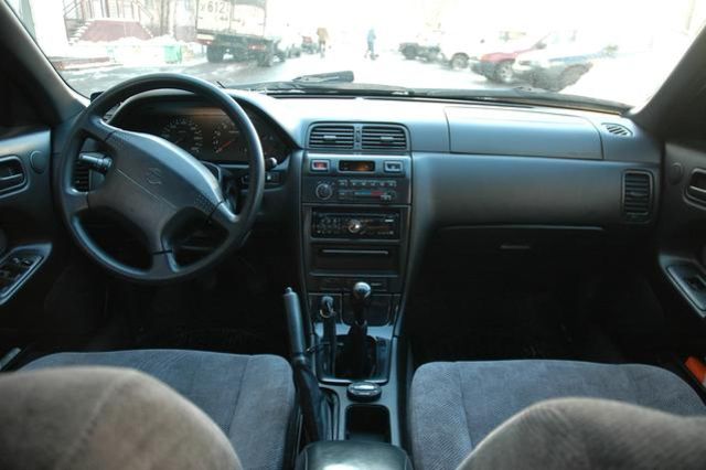 1998 Nissan Maxima