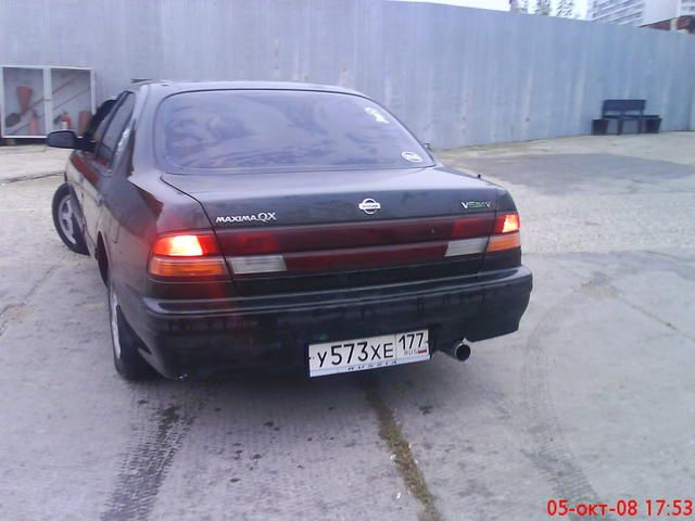 1998 Nissan Maxima