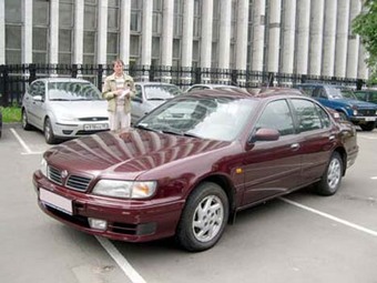 1998 Nissan Maxima Pictures