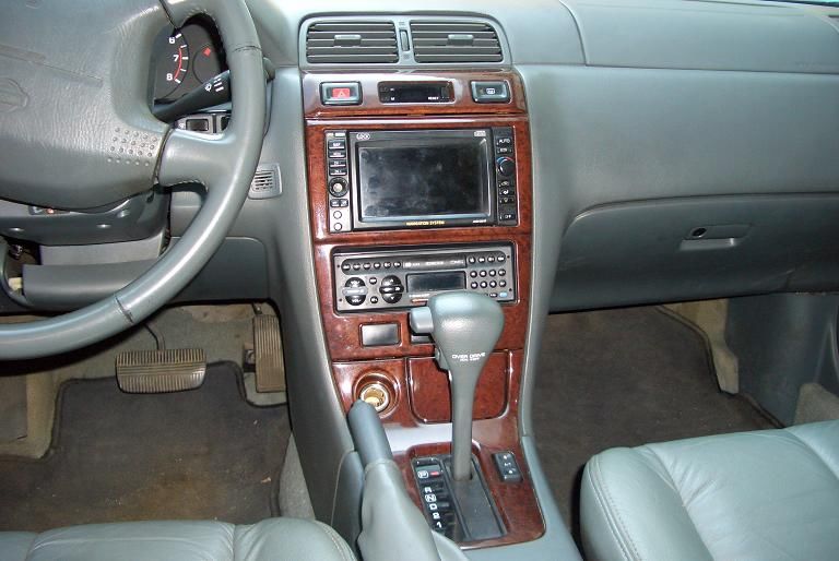 1999 Nissan Maxima