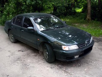 1999 Nissan Maxima Pics