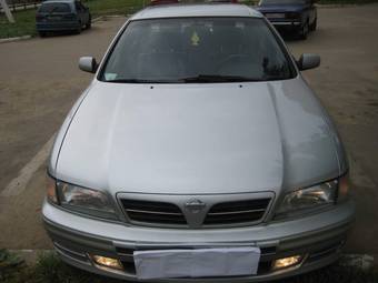 1999 Nissan Maxima Pictures