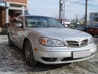 2000 Nissan Maxima