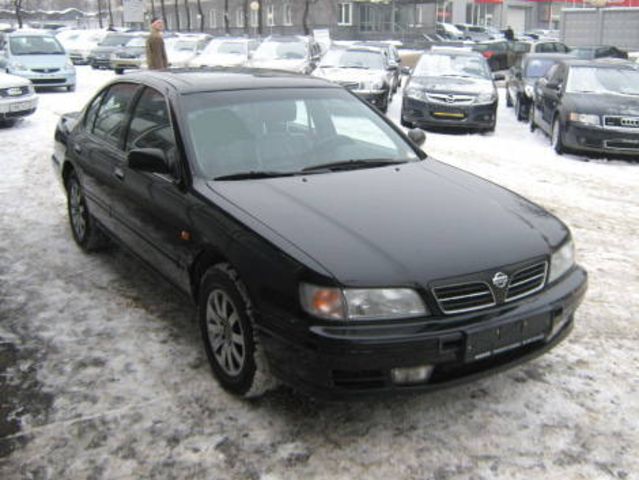2000 Nissan Maxima