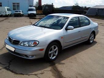 2000 Nissan Maxima Pictures