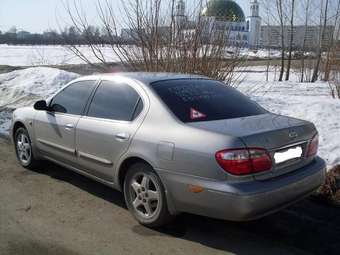 2000 Nissan Maxima Pics