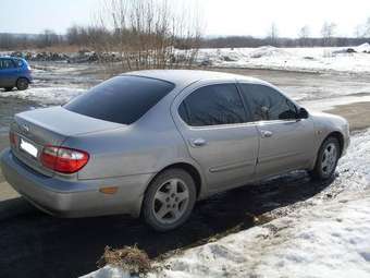 2000 Nissan Maxima Pictures