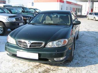 2000 Nissan Maxima Images