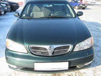 2000 Nissan Maxima Pictures