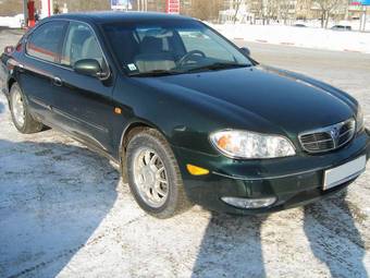 2000 Nissan Maxima Pictures