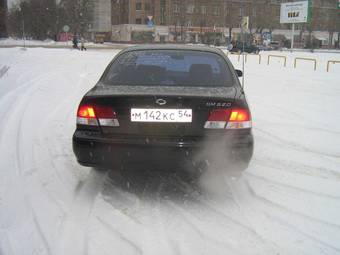 2000 Nissan Maxima Photos