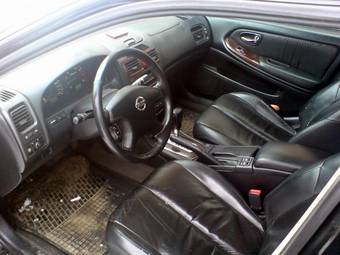 2000 Nissan Maxima Photos