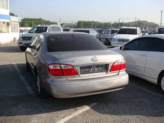 2000 Nissan Maxima Pictures