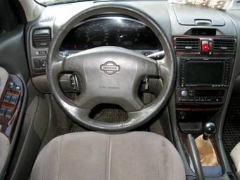 2000 Nissan Maxima Pictures